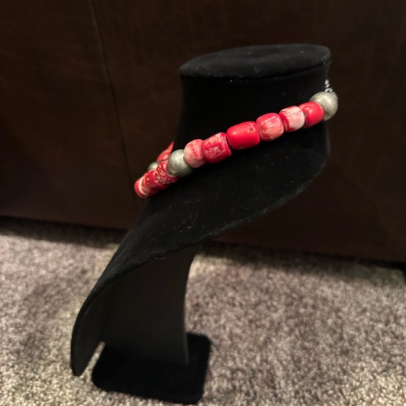 Hand Crafted “One of a Kind” Red Coral and Sterling Silver Beaded Necklace - Picture 3 of 4